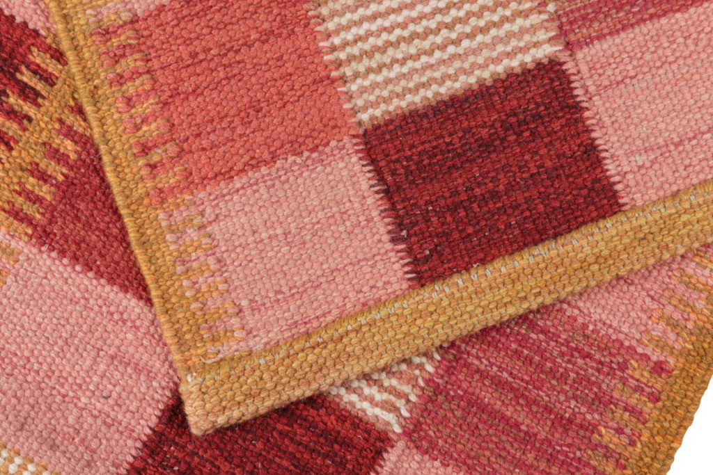 Scandinavian Rug with Geometric Patterns