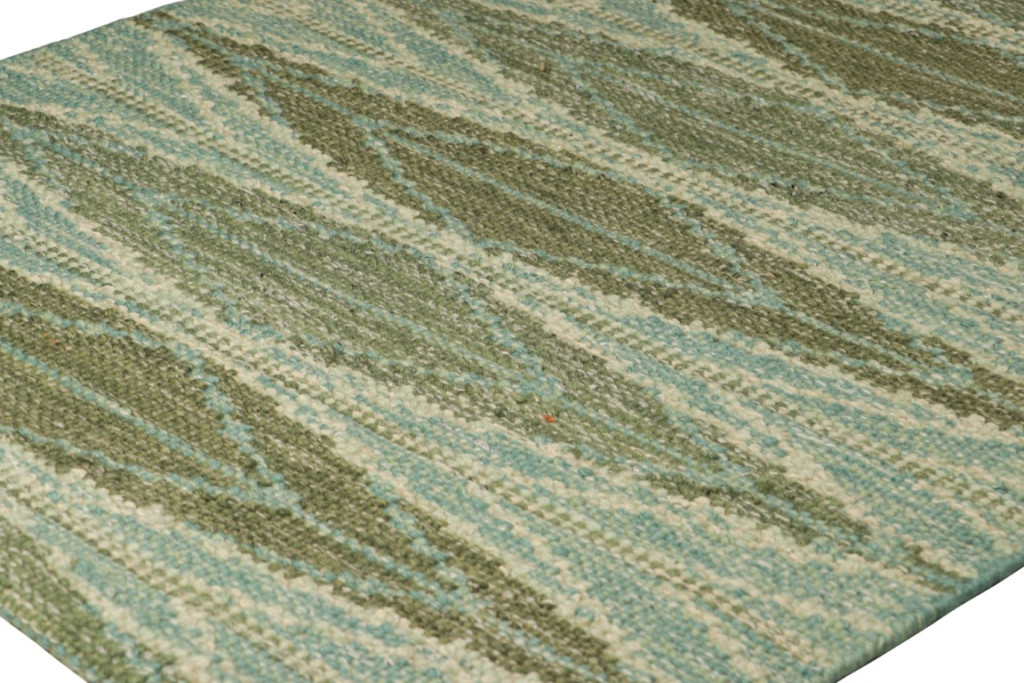 Scandinavian Rug with Geometric Patterns