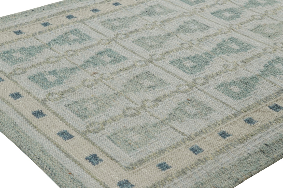 Scandinavian Rug with Hourglass Geometric Patterns