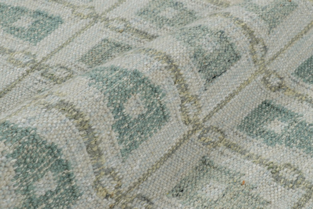 Scandinavian Rug with Hourglass Geometric Patterns