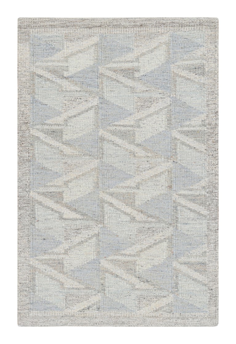 Scandinavian Rug with Geometric Patterns