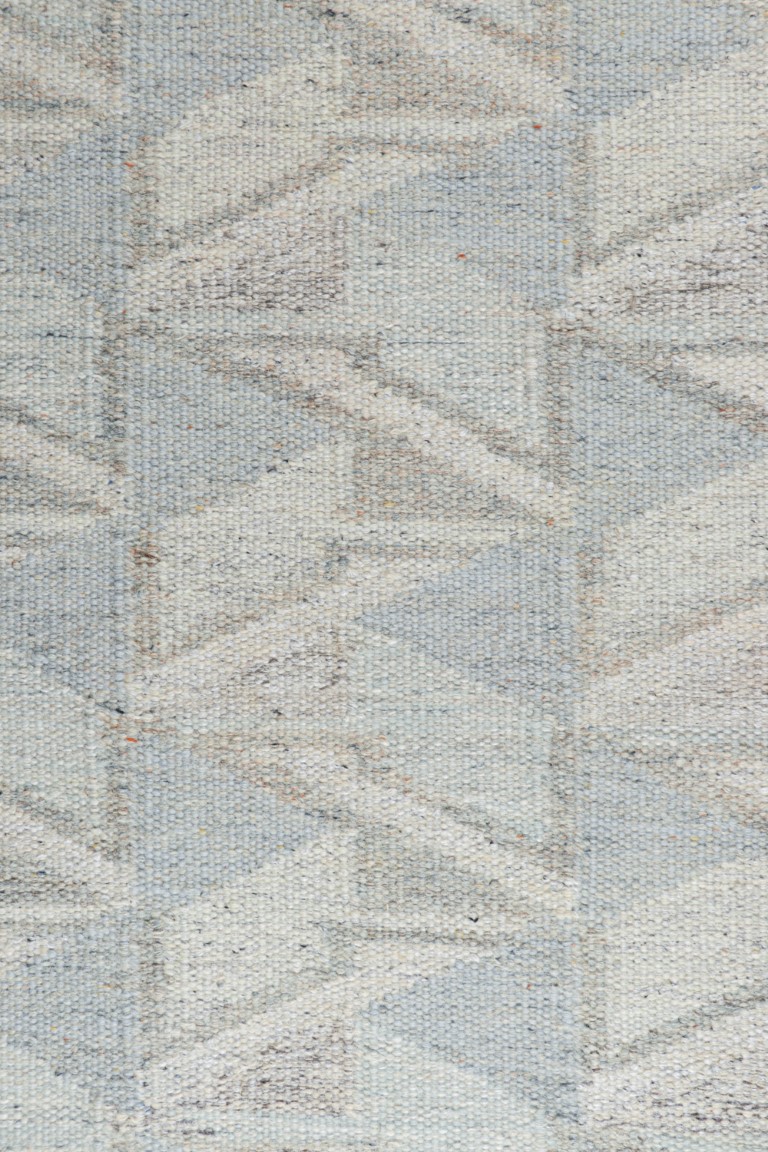 Scandinavian Rug with Geometric Patterns