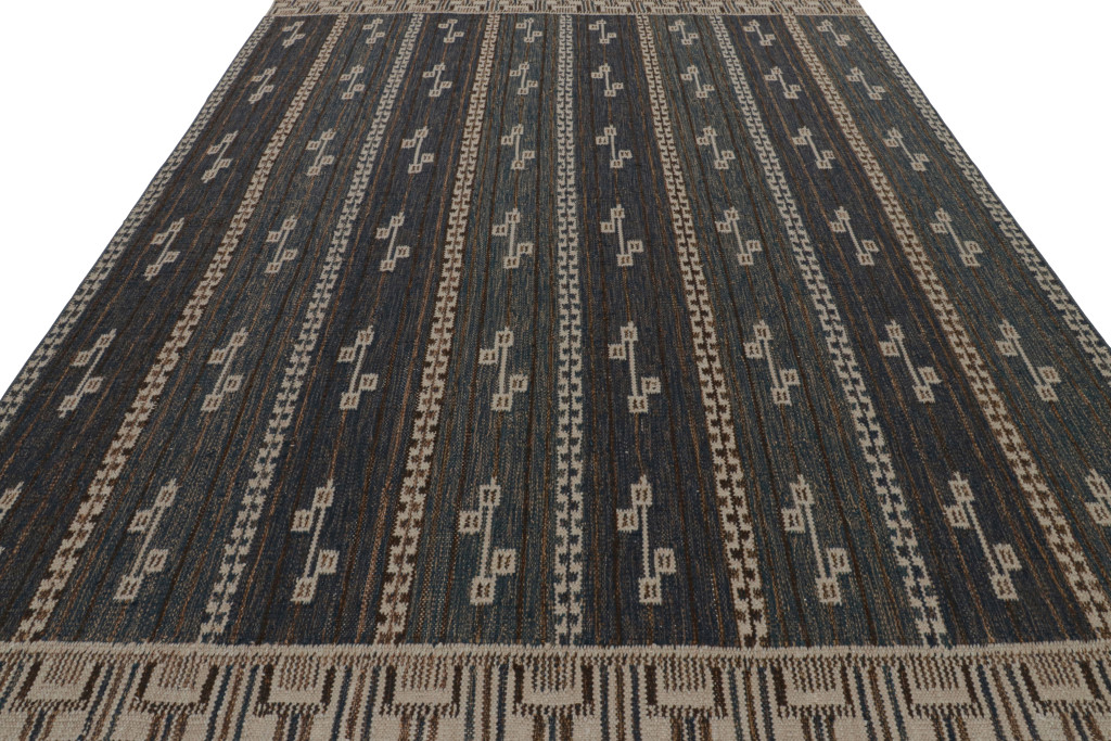 Scandinavian Rug with Geometric Patterns