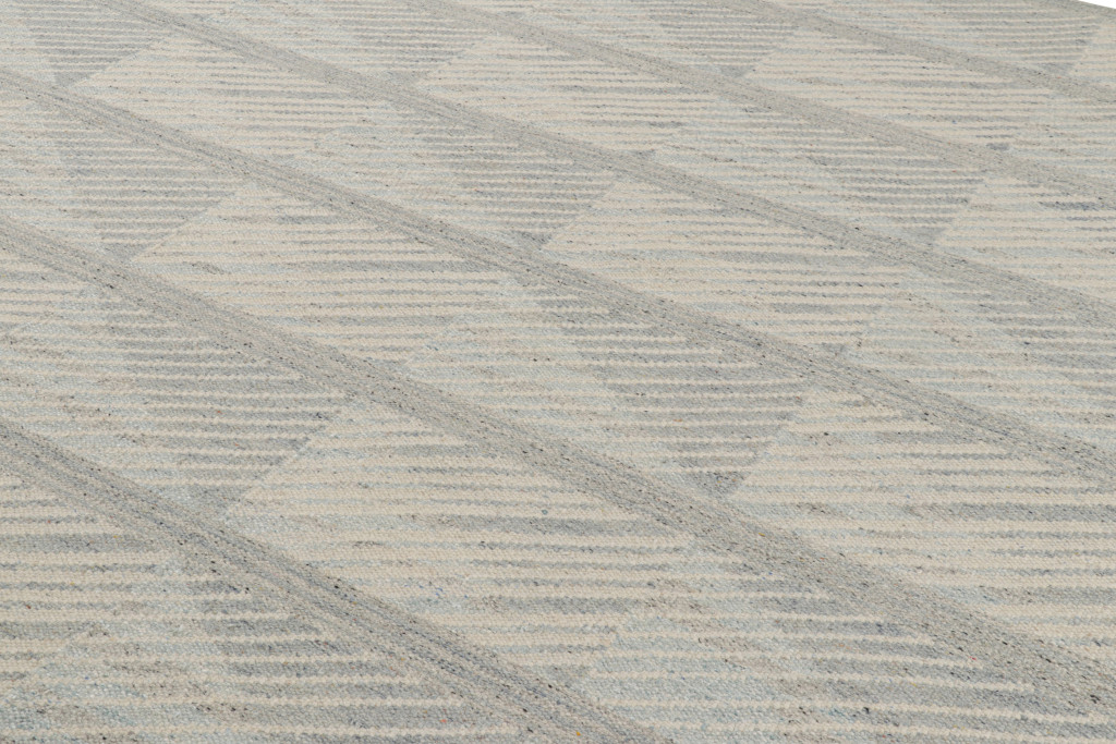Scandinavian Rug with Geometric Patterns