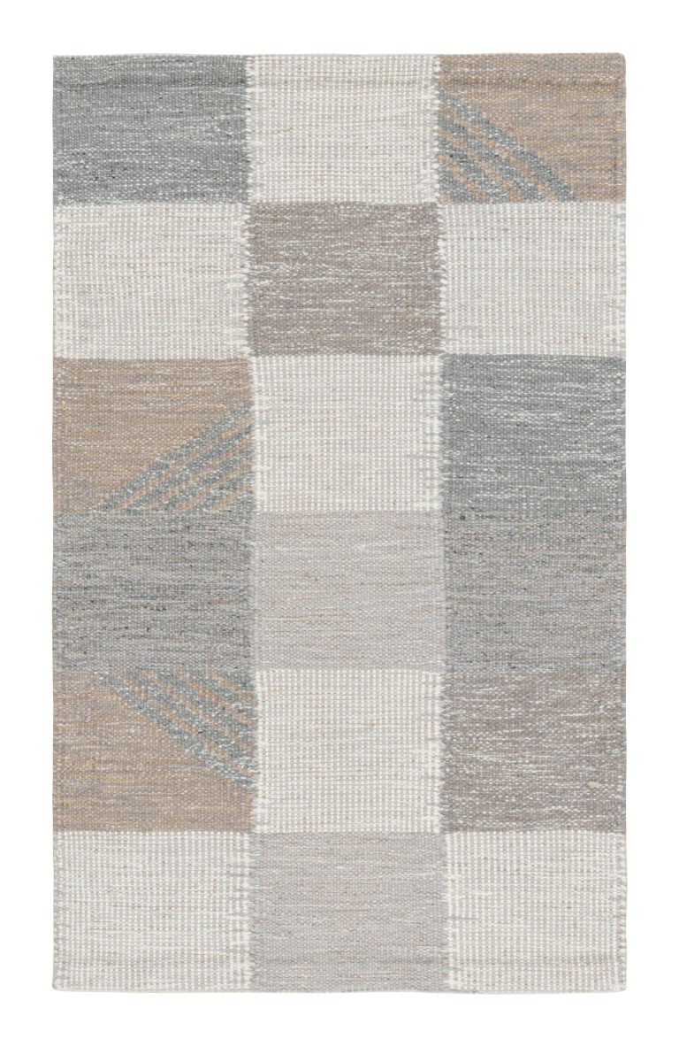 Scandinavian Rug with Geometric Patterns