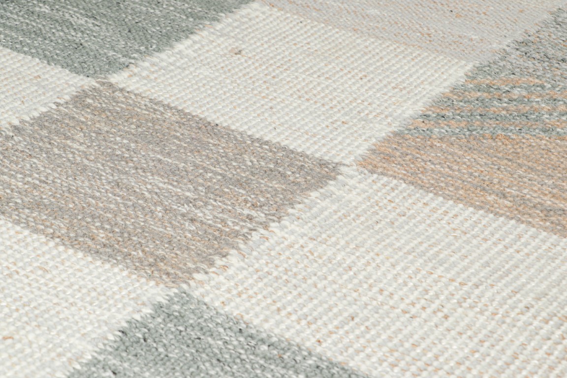 Scandinavian Rug with Geometric Patterns