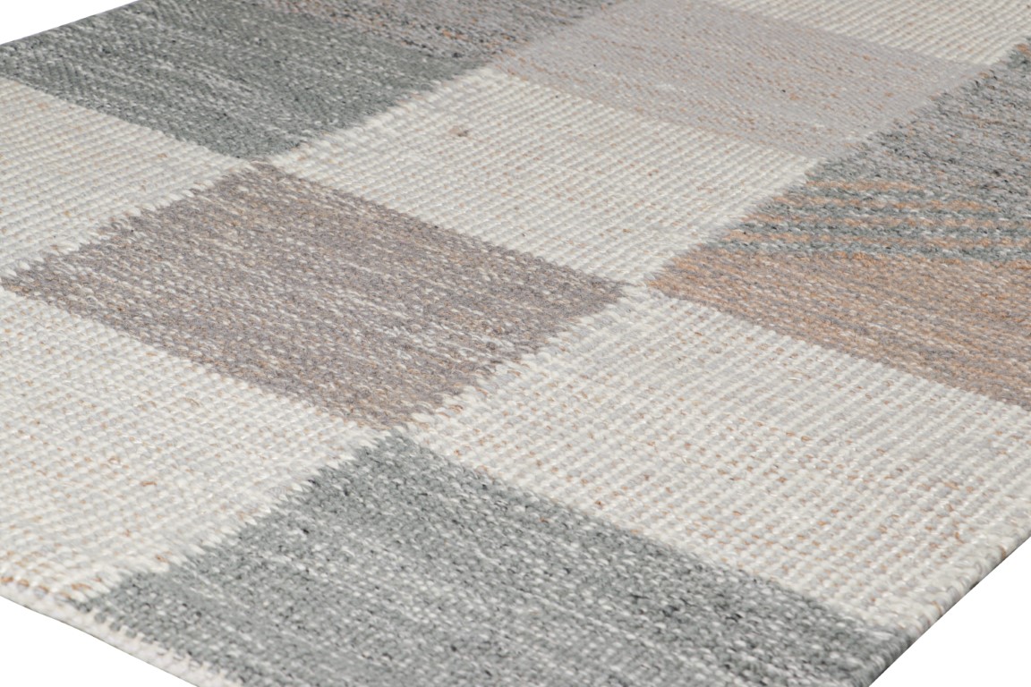 Scandinavian Rug with Geometric Patterns