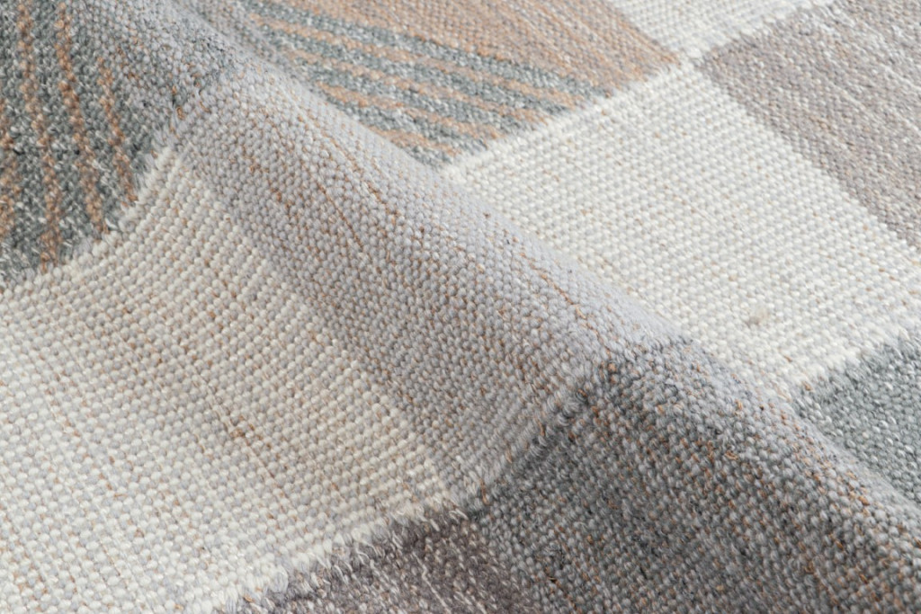 Scandinavian Rug with Geometric Patterns