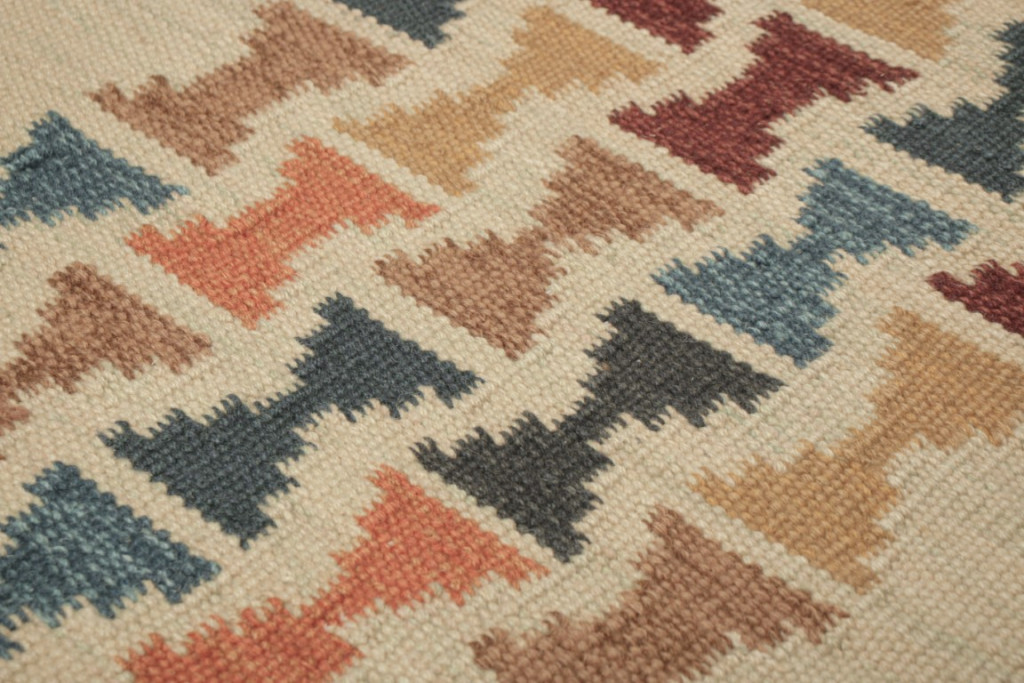 Scandinavian Rug with Hourglass Geometric Patterns