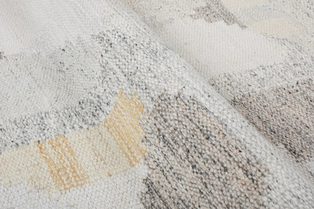 Scandinavian Rug with Geometric Patterns