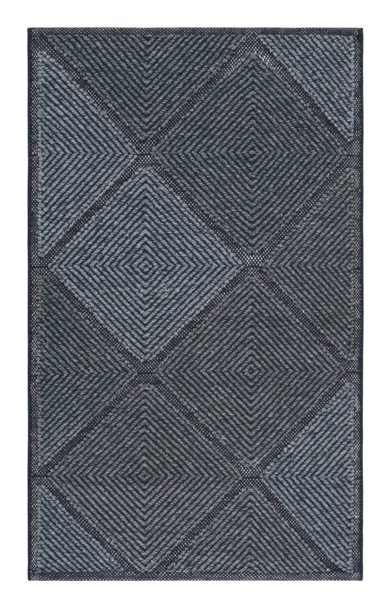 Scandinavian Rug with Diamond Patterns