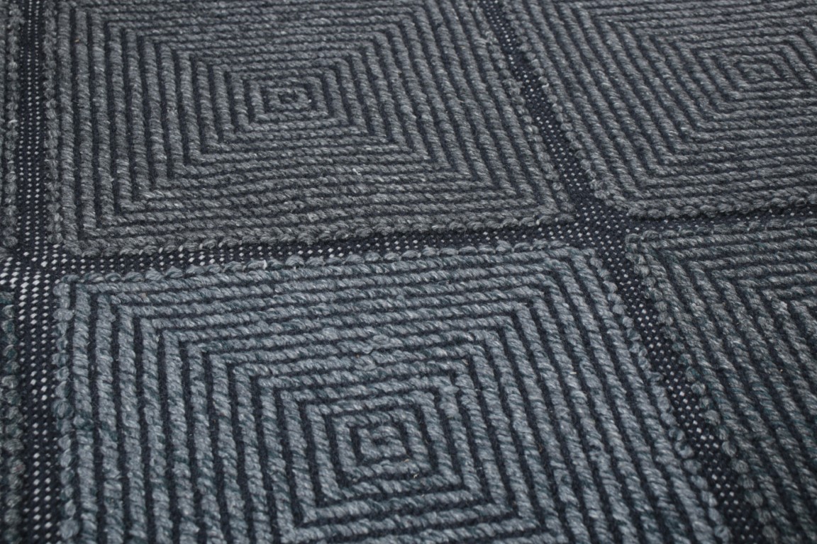 Scandinavian Rug with Diamond Patterns