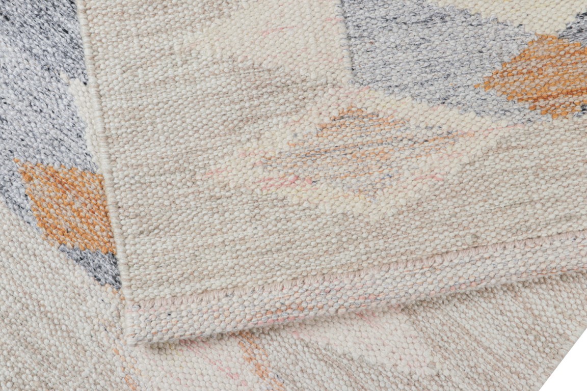 Scandinavian Rug with Geometric Patterns