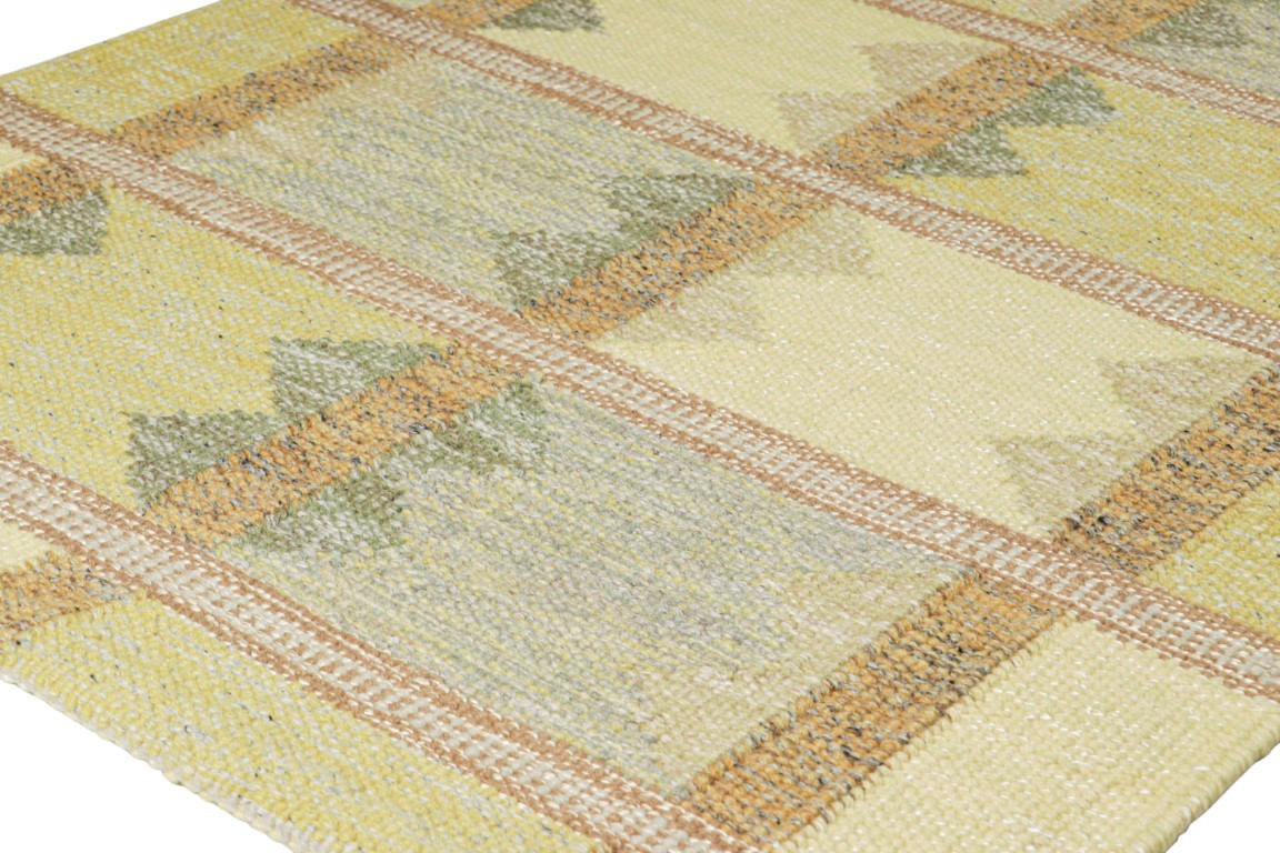 Scandinavian Custom Rug with Geometric Patterns