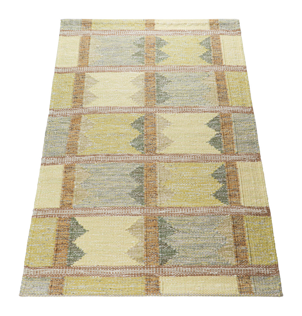 Scandinavian Custom Rug with Geometric Patterns