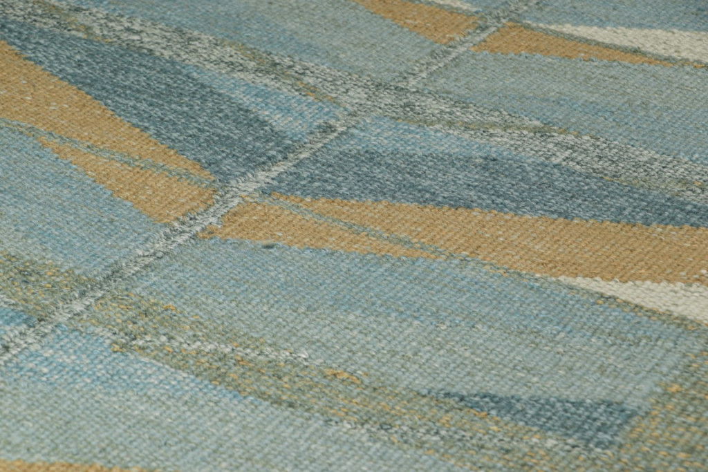 Scandinavian Rug with Geometric Patterns