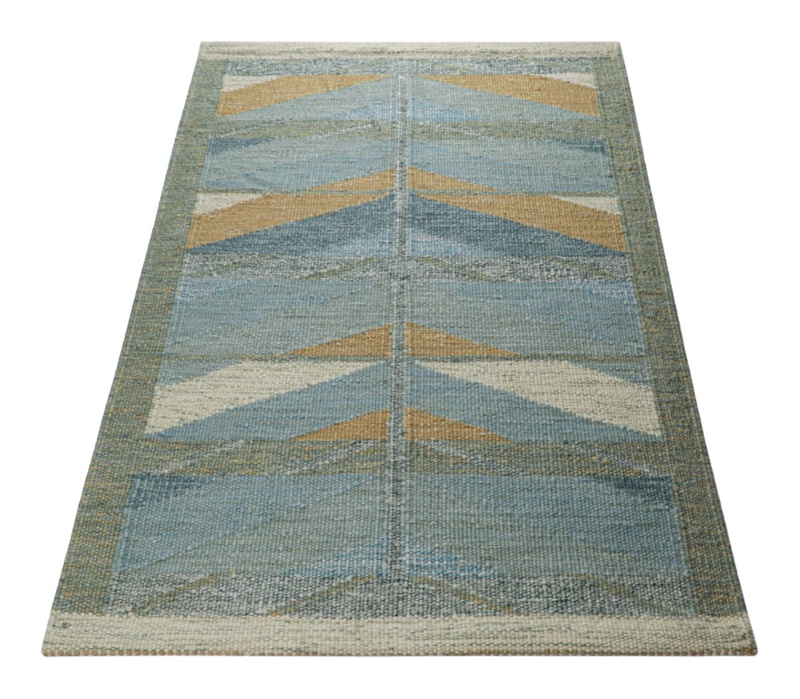 Scandinavian Rug with Geometric Patterns
