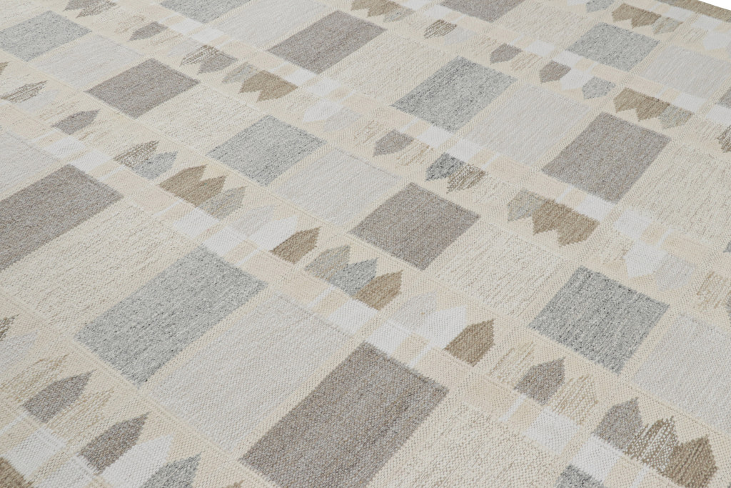 Scandinavian Rug with Geometric Patterns