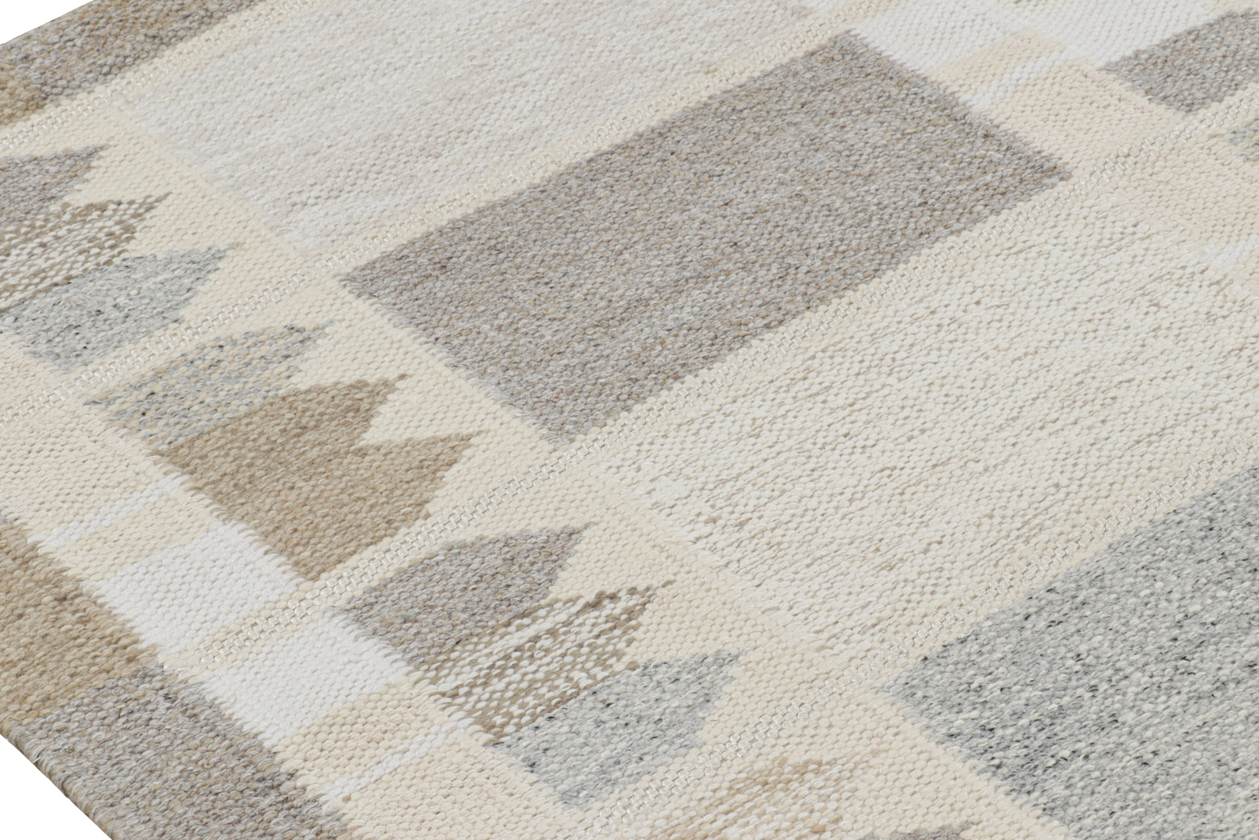 Scandinavian Rug with Geometric Patterns