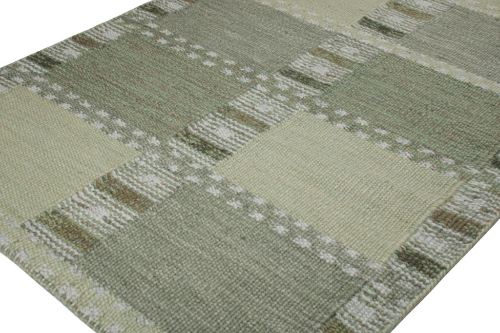 Scandinavian Square Rug with Geometric Patterns