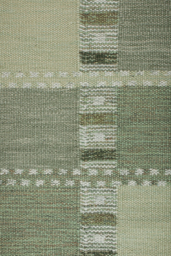 Scandinavian Square Rug with Geometric Patterns