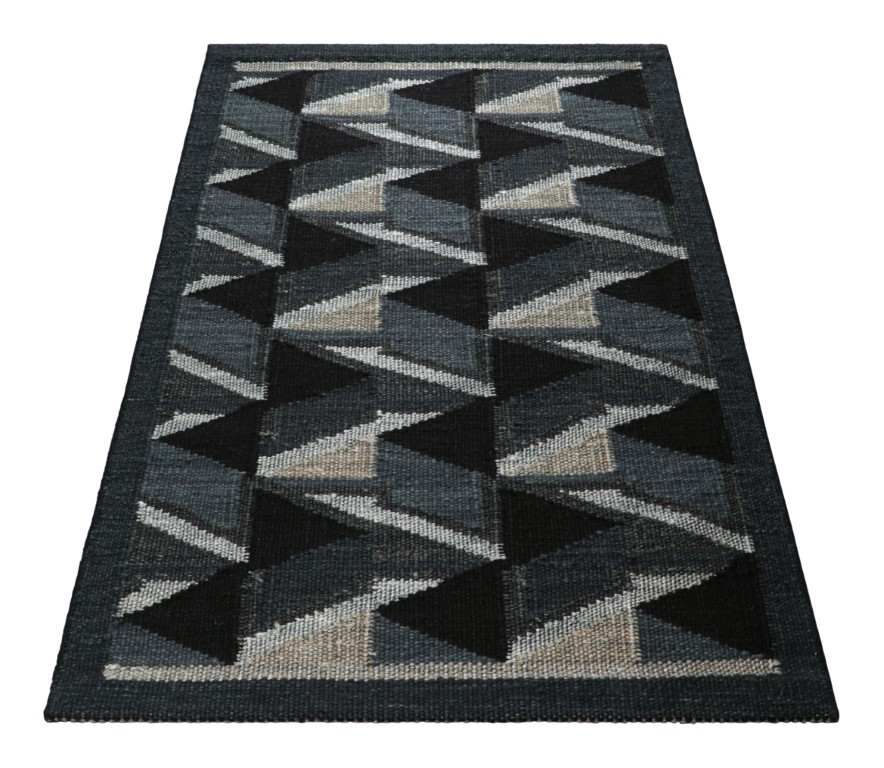 Scandinavian Custom Rug with Geometric Patterns