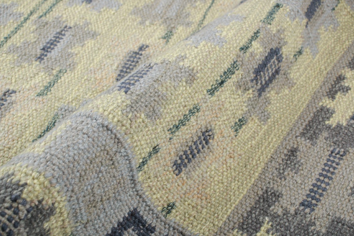 Scandinavian Rug with Geometric Patterns