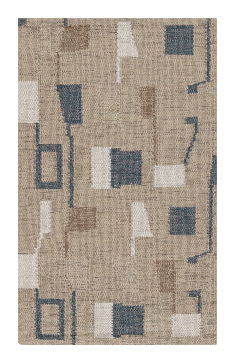 Scandinavian Rug with Geometric Patterns