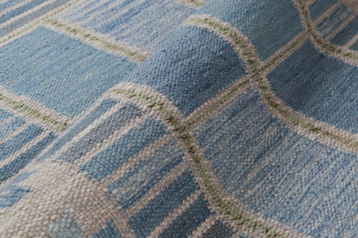 Scandinavian Rug with Geometric Patterns