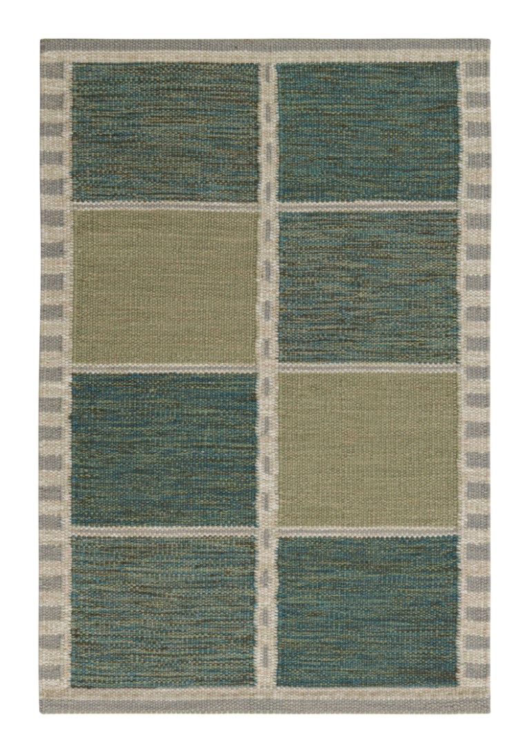 Scandinavian Rug with Geometric Patterns