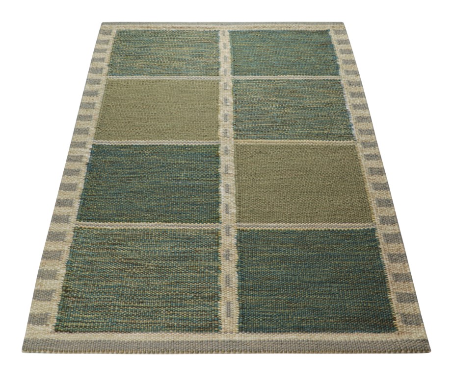 Scandinavian Rug with Geometric Patterns