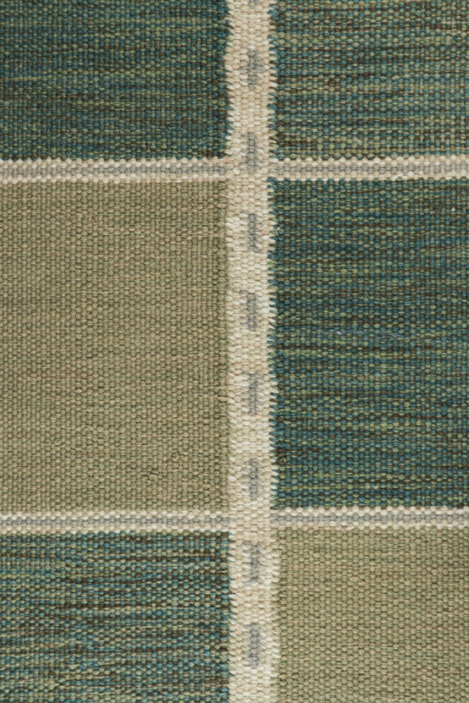 Scandinavian Rug with Geometric Patterns
