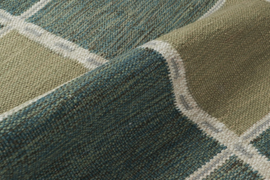 Scandinavian Rug with Geometric Patterns