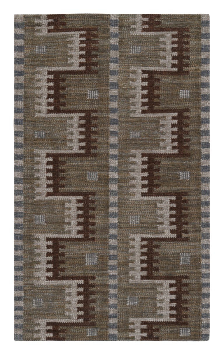 Scandinavian Rug with Geometric Patterns