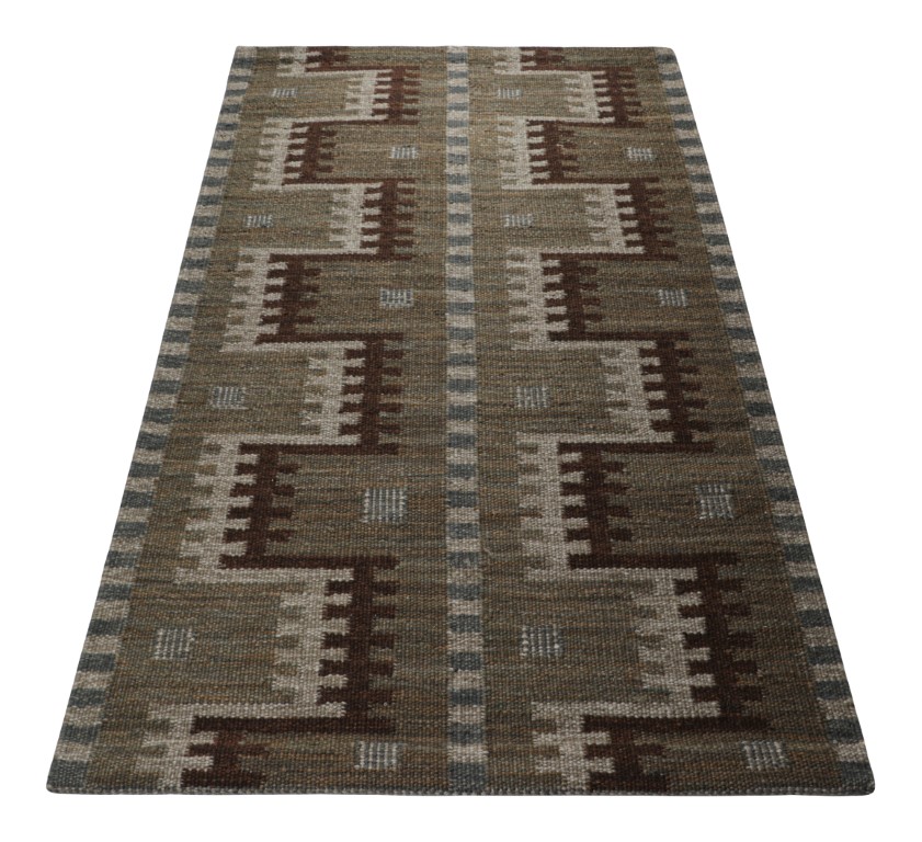 Scandinavian Rug with Geometric Patterns