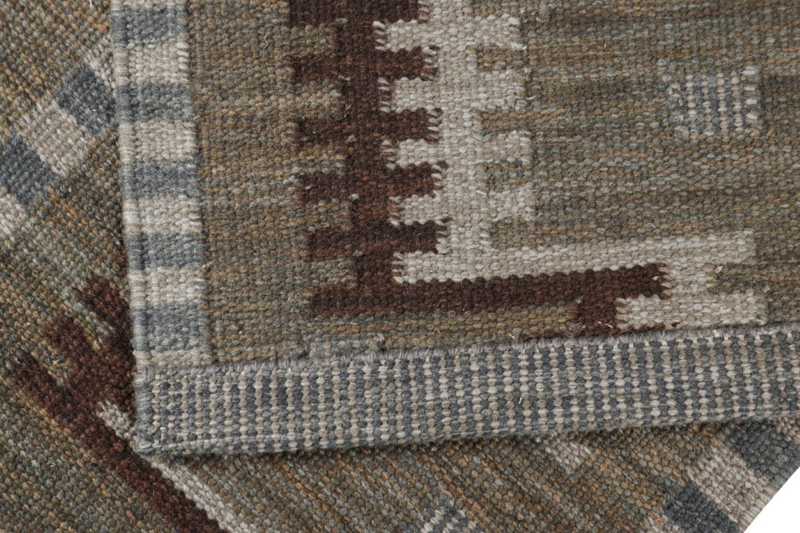 Scandinavian Rug with Geometric Patterns