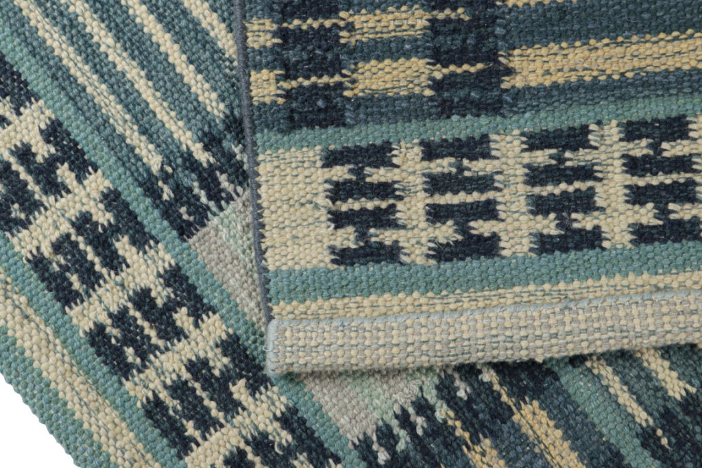 Scandinavian Rug with Geometric Patterns