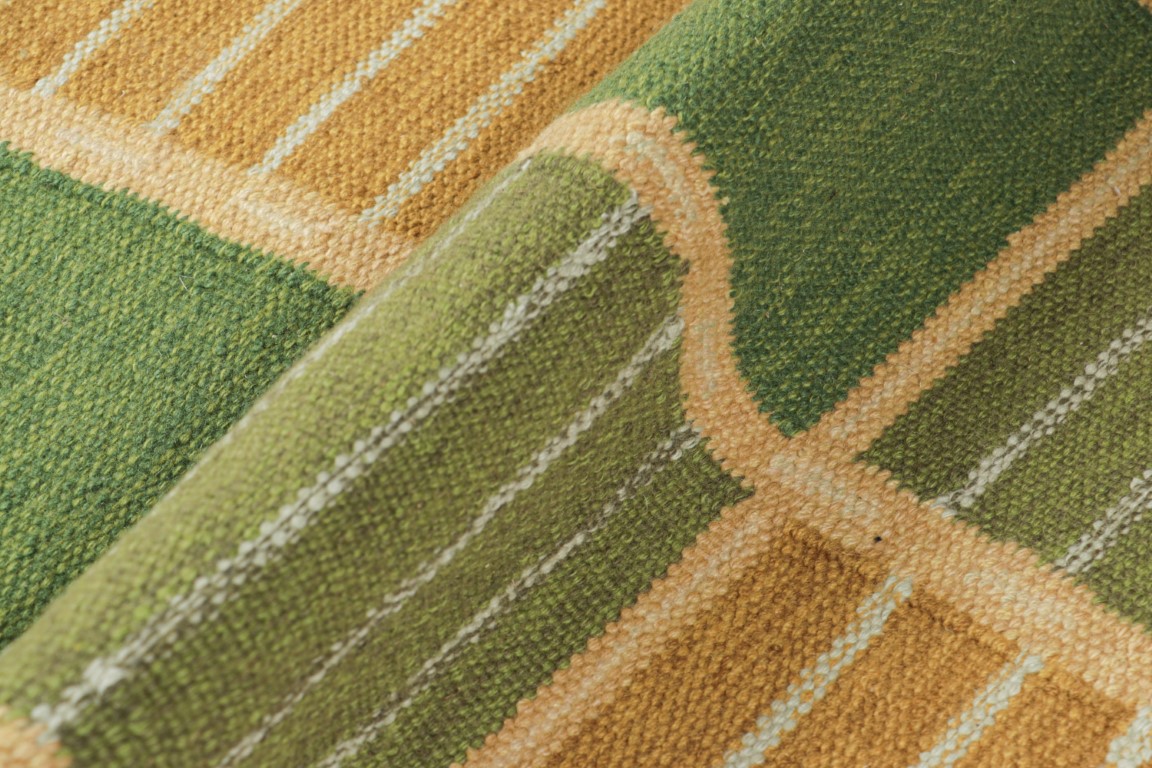 Scandinavian Rug with Geometric Patterns
