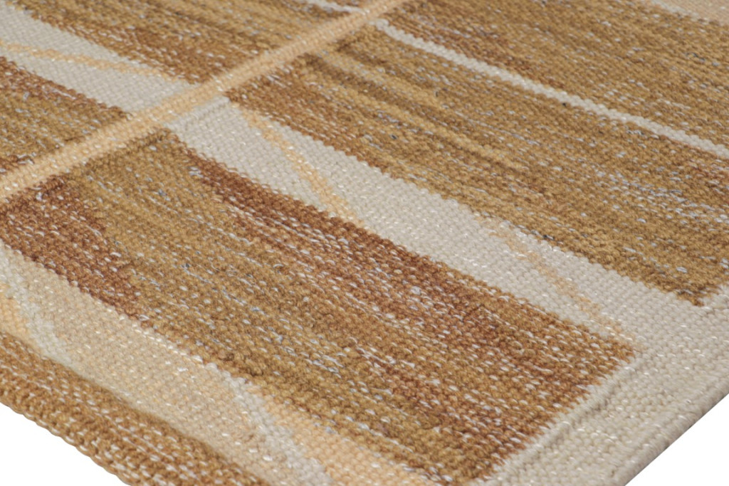 Scandinavian Rug with Geometric Patterns
