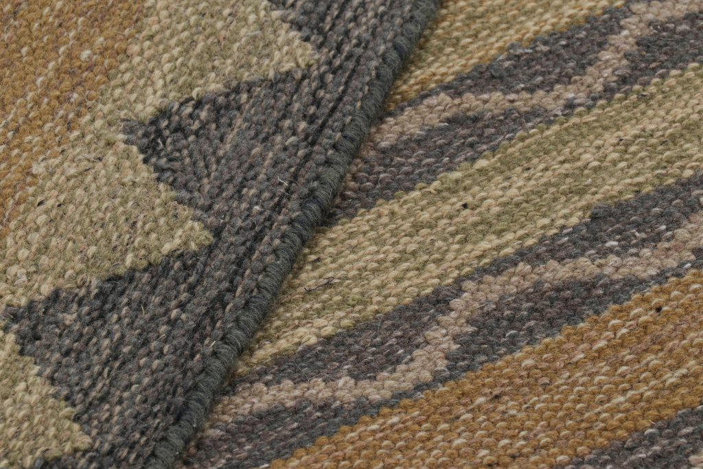 Scandinavian Rug with Geometric Patterns