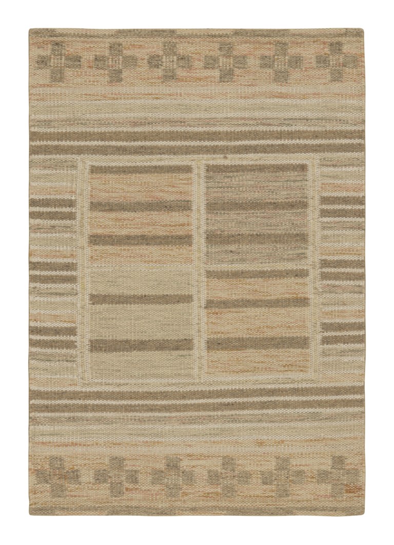 Scandinavian Rug with Geometric Patterns