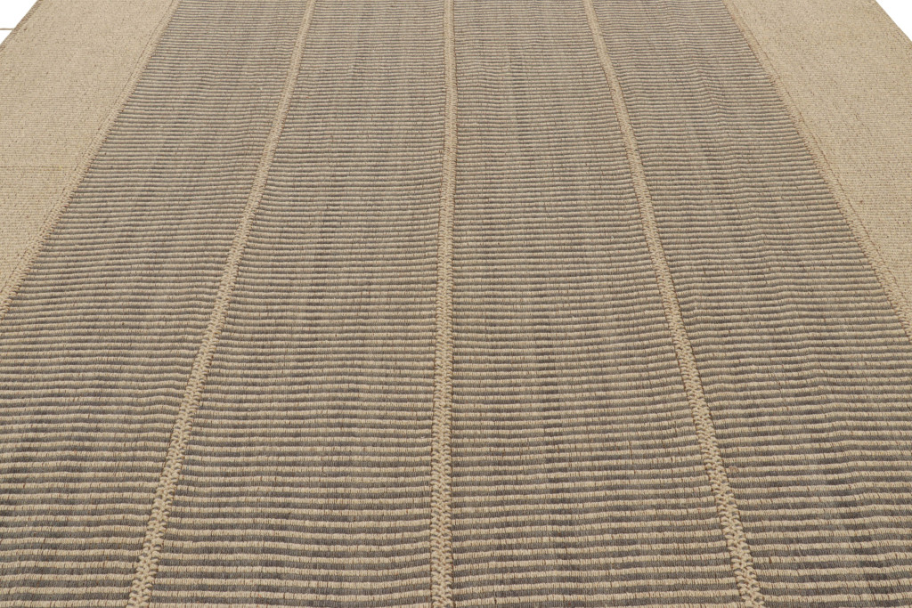 30370 10'2x14'2 5