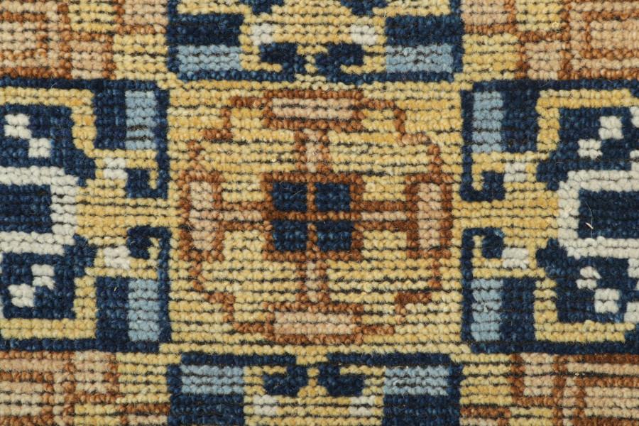 Rug & Kilim’s Classic Kangxi Oriental Rug