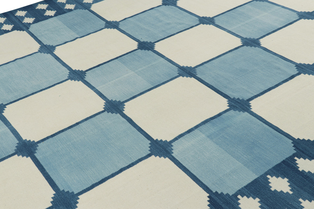 Contemporary Dhurrie Geometric Rug