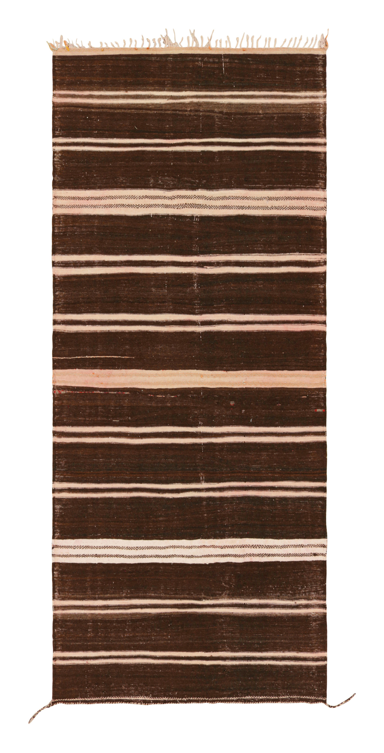 32313 4 3x10 8 1