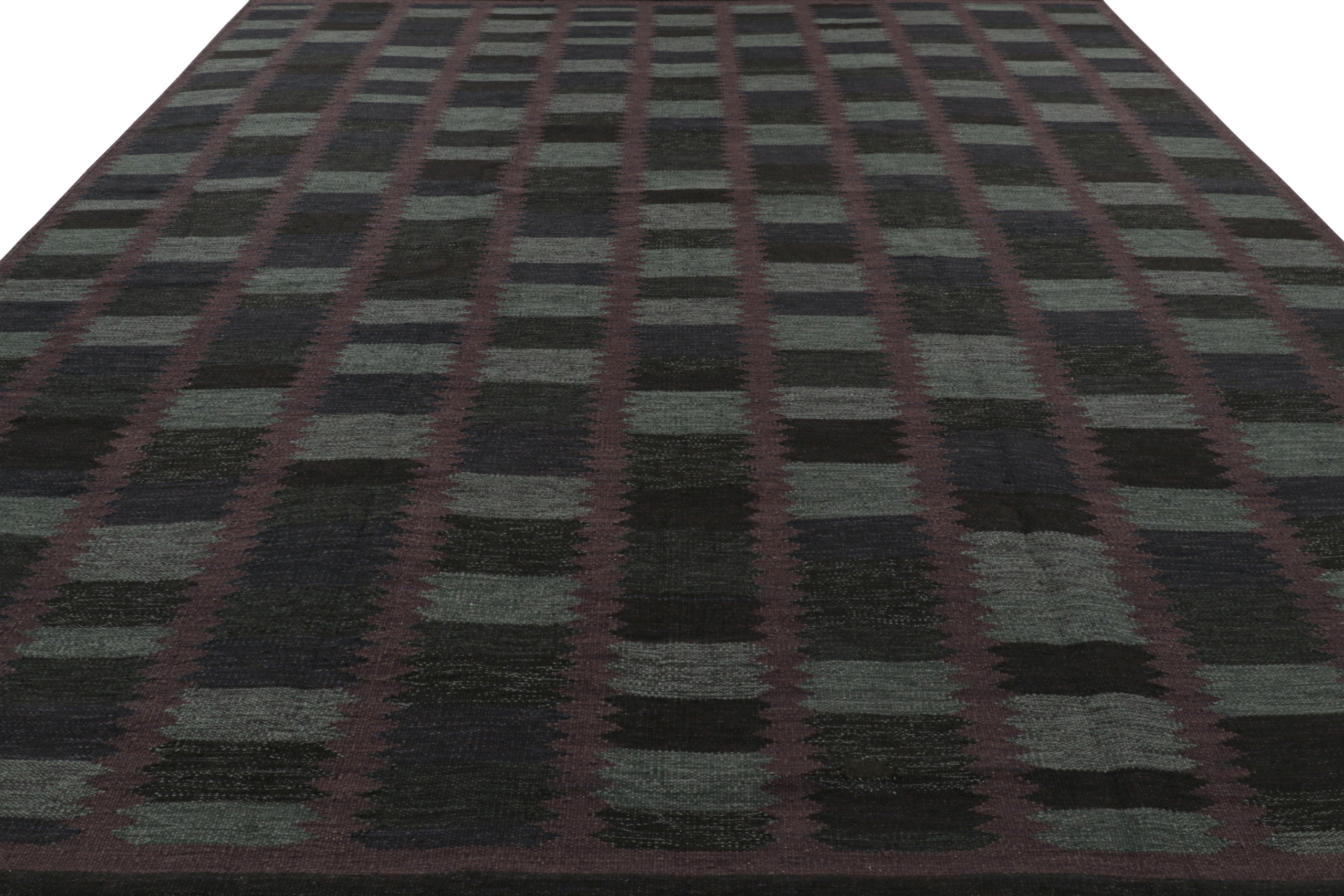 33687 11'11x13'10 4