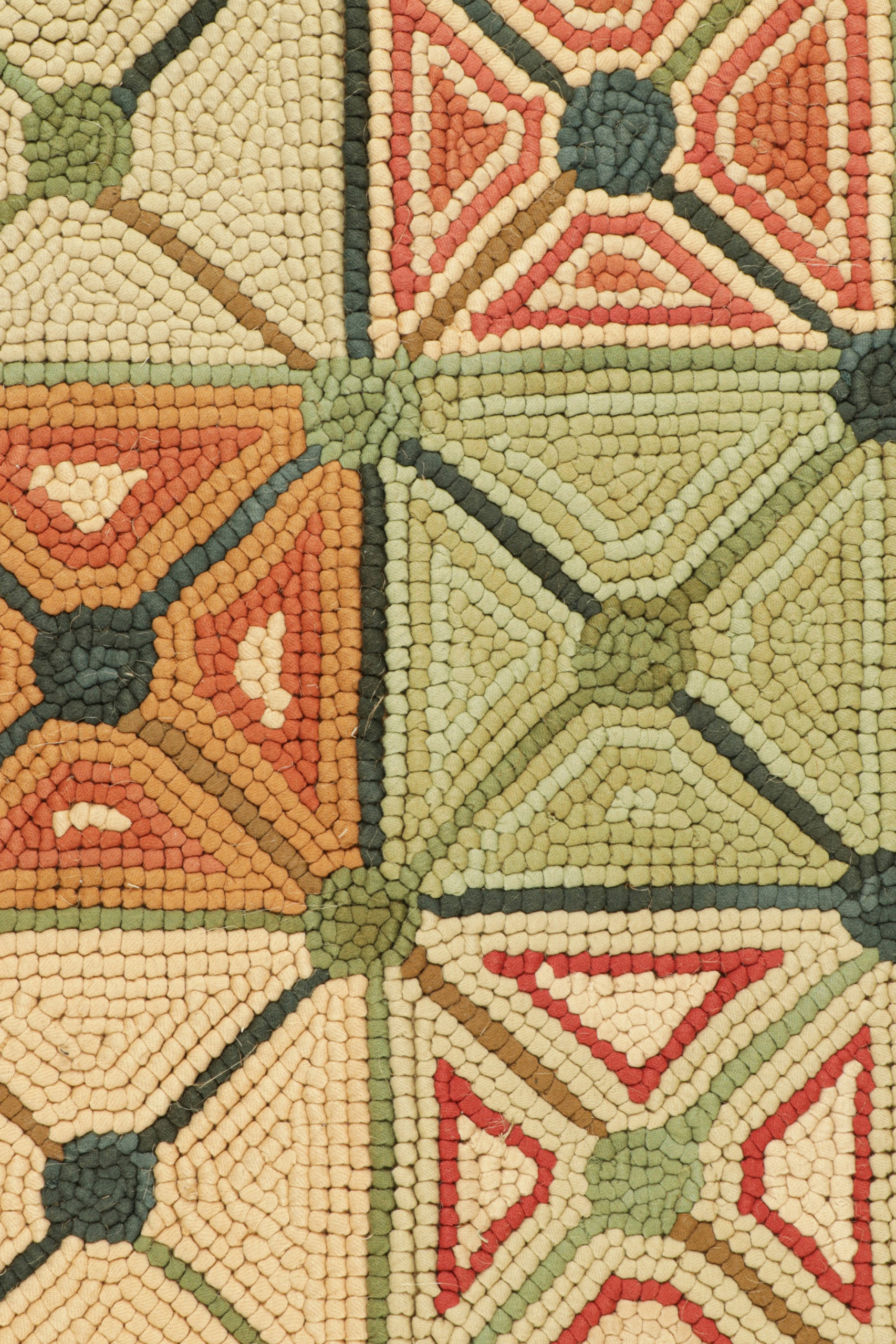 5028115 HC7055 HOOKED RUGS 3
