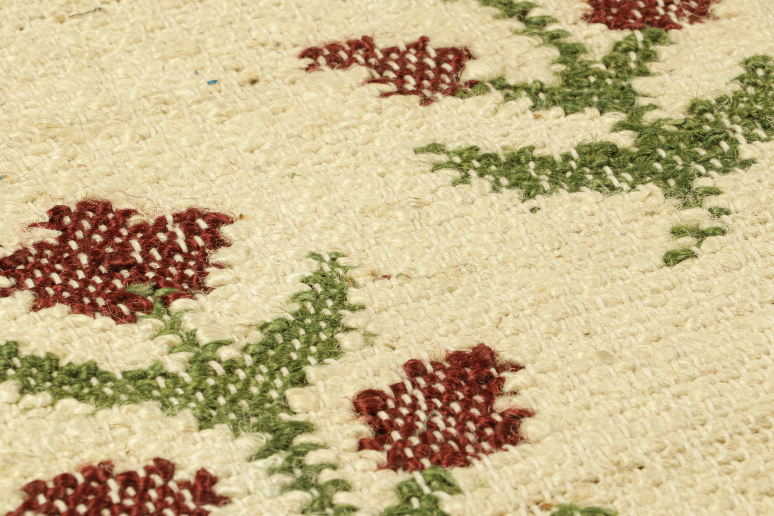 5028220 NATURAL FLORAL 2