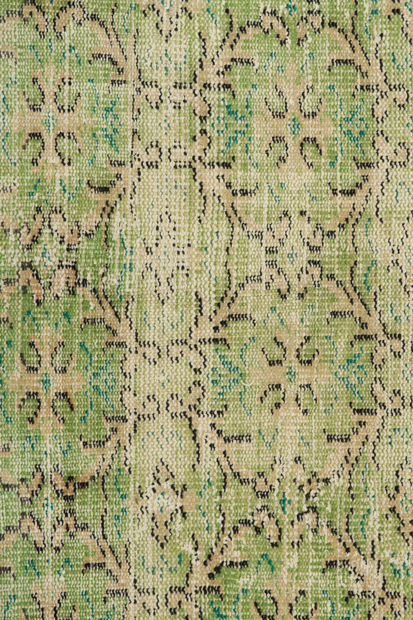 ヴィンテージ/インド製/幾何学模様/ダリーラグ/平織りキリム/オリーブグリーン Vintage Zeki Müren Rug in Chartreuse Green with Floral Patterns