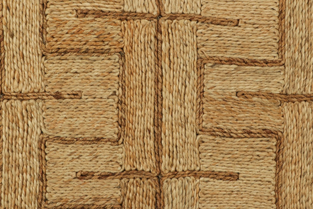 5028579 HAND WOVEN 3